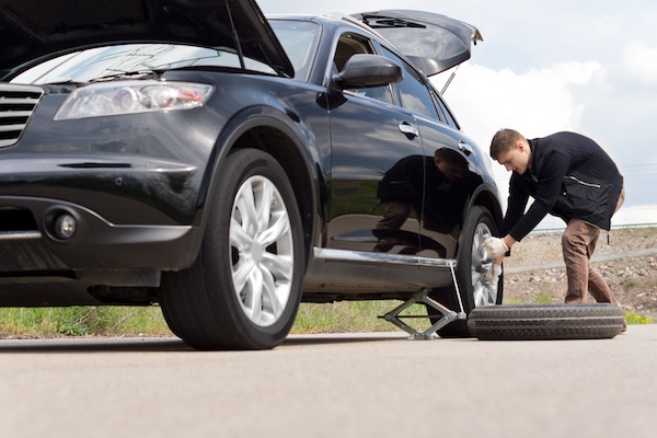 How To Change A Tire In 10 Steps