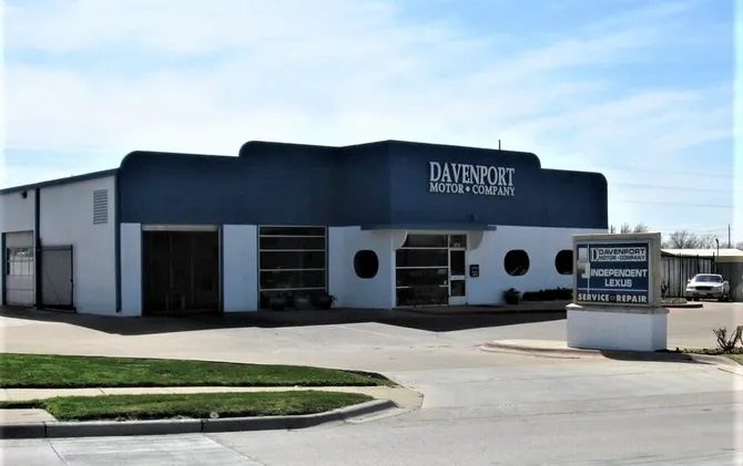 Shop Frontage Img 2 | Davenport Motor Company